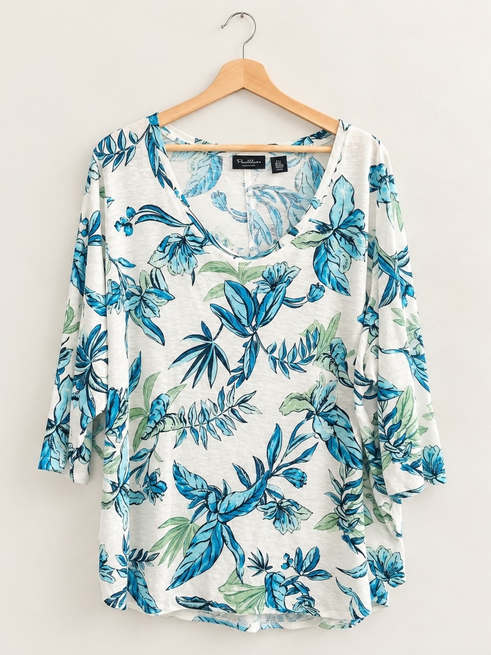 TAHARI 100% Linen Floral Print V-neck Blue White Top 2X Tropical Resortwear